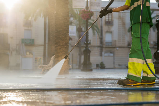 Best Pool Deck Cleaning  in Holly Lake Ranch, TX